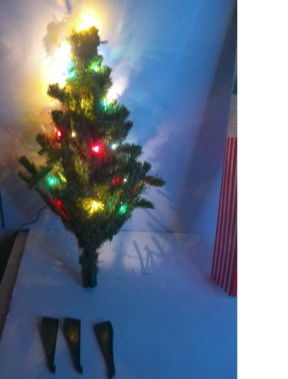 Vintage Silvestri Christmas Tree 2 Foot Lighted Mulitcolor With Base